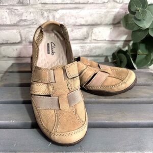 Clarks Collection Women’s Tan Haley Stork Slip On Fisherman Sandals Size 6.5